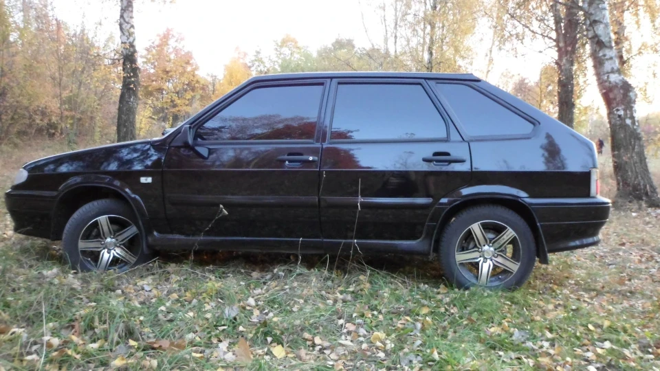 Lada 2114 Чорненька 3