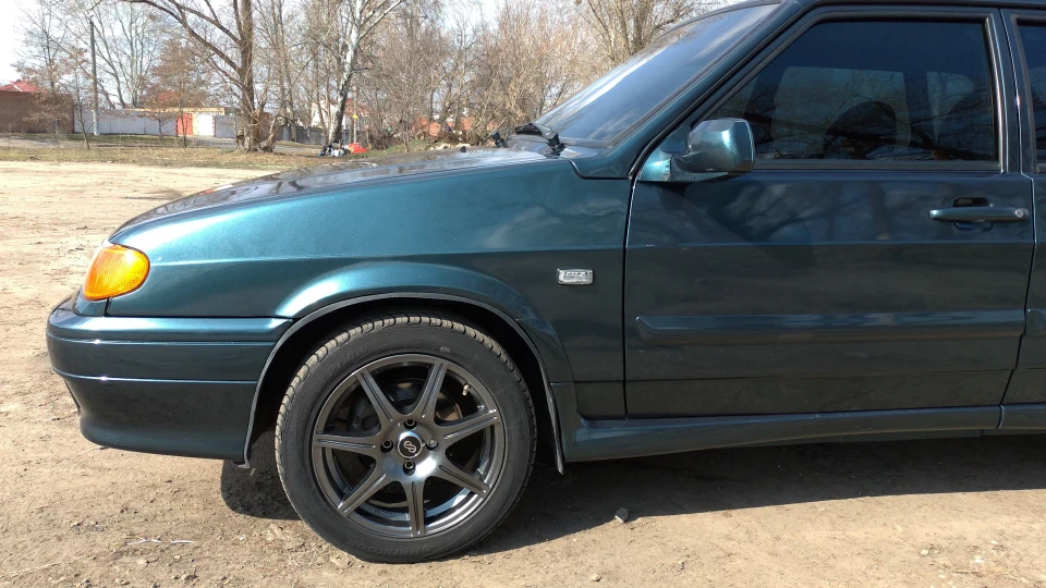 Lada 2114 Green Forest 2