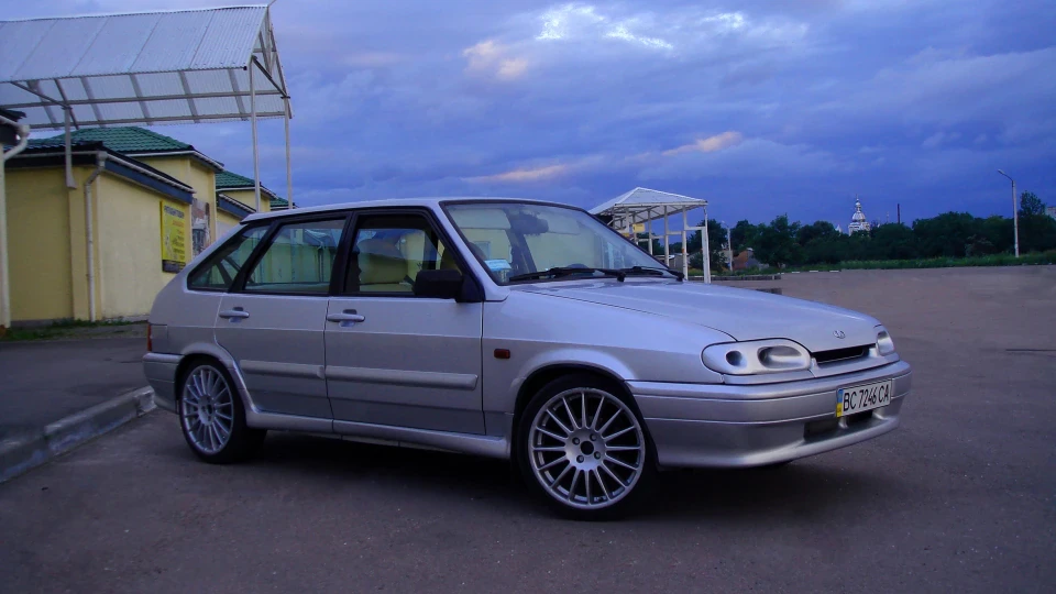 Lada 2114 люкс версія =) 4
