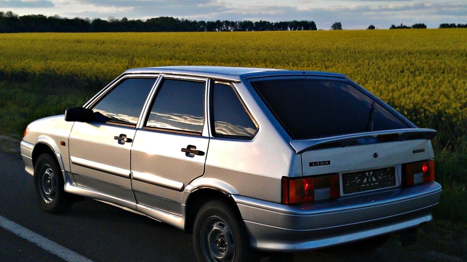 Lada 2114 luxury 2