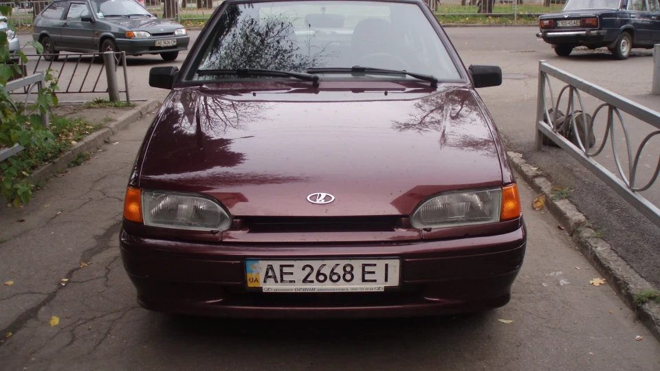 Lada 2114 Vishenka 3