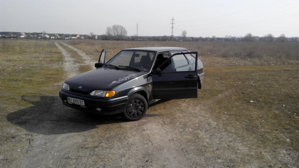 Lada 2114 Зла Чотири) 4