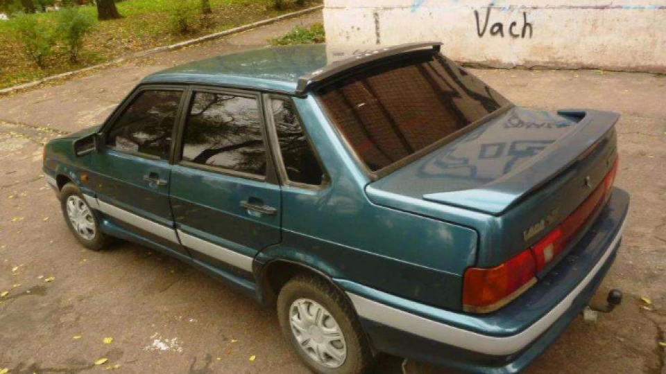 Lada 2115 3