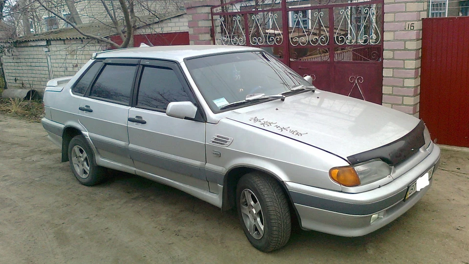 Lada 2115 2