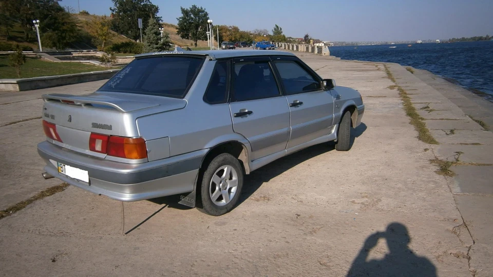 Lada 2115 3