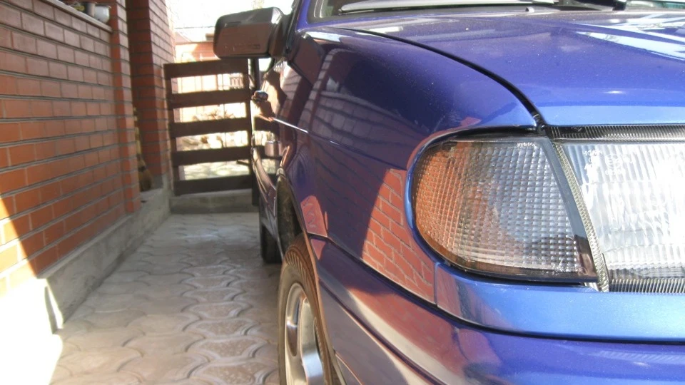Lada 2115 4