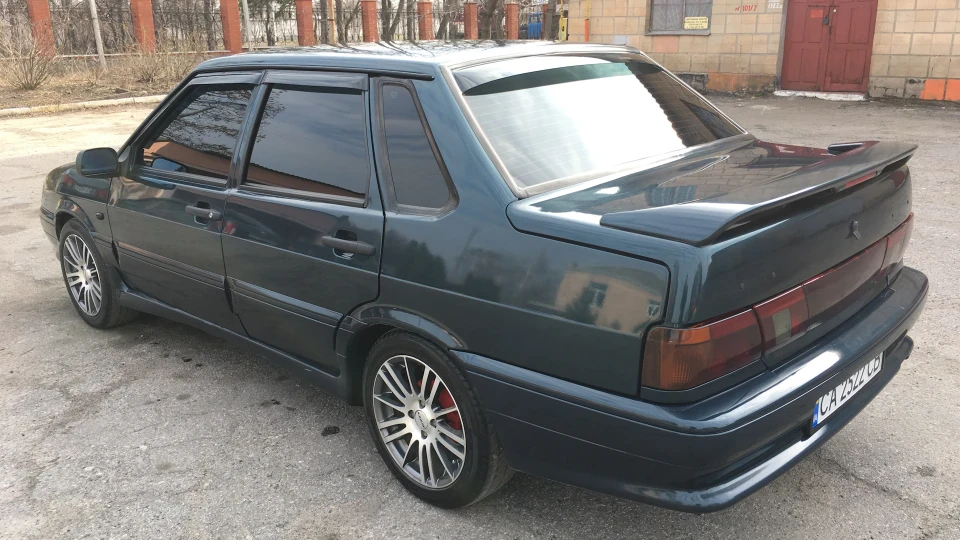Lada 2115 5