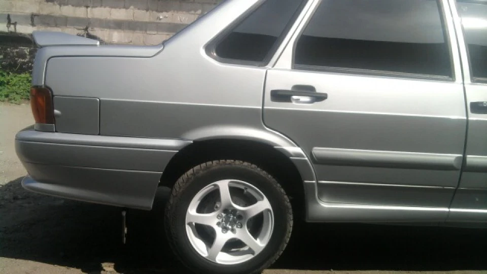 Lada 2115 5