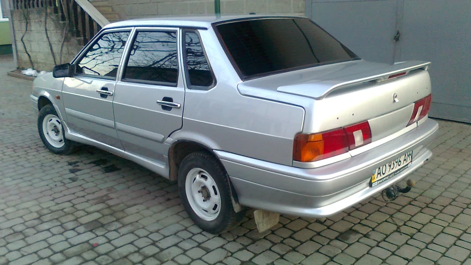Lada 2115 3