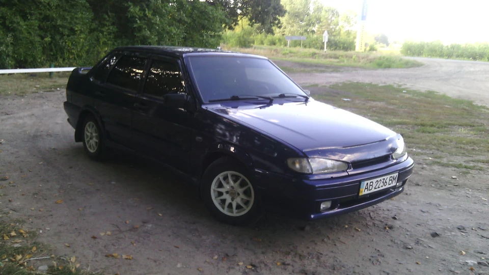 Lada 2115 4