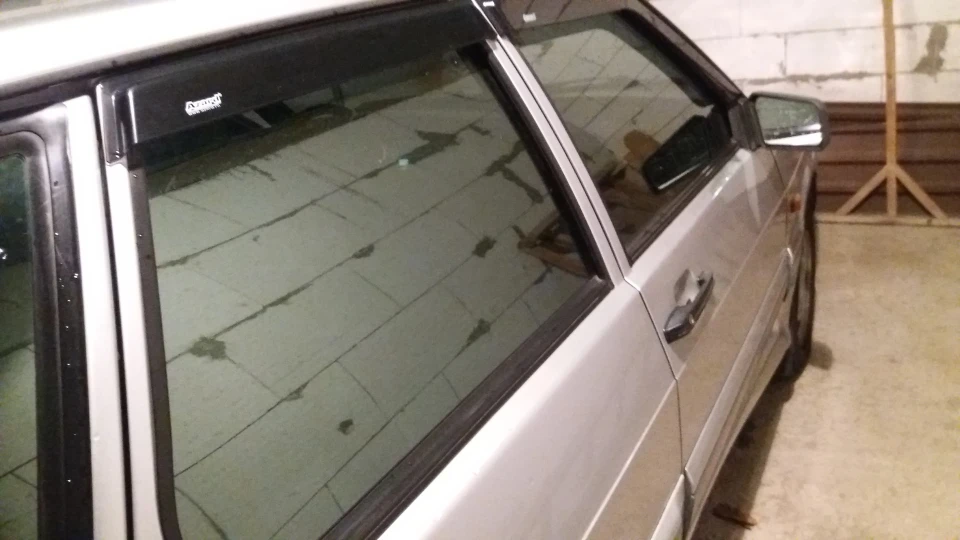 Lada 2115 5