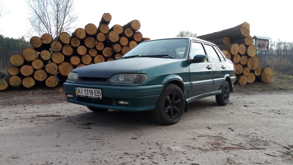 Lada 2115 4