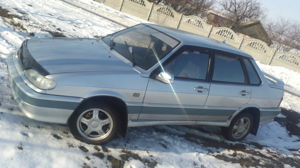 Lada 2115 2