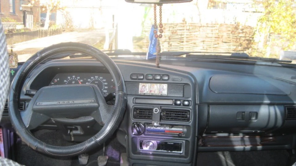 Lada 2115 5