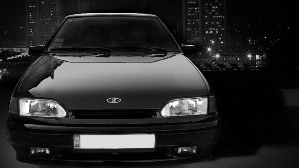 Lada 2115 4