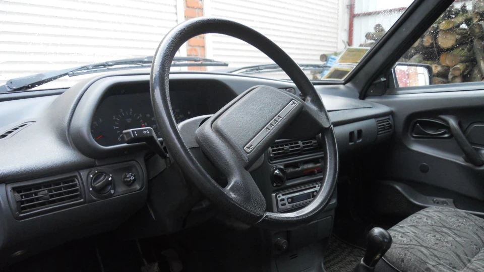 Lada 2115 2