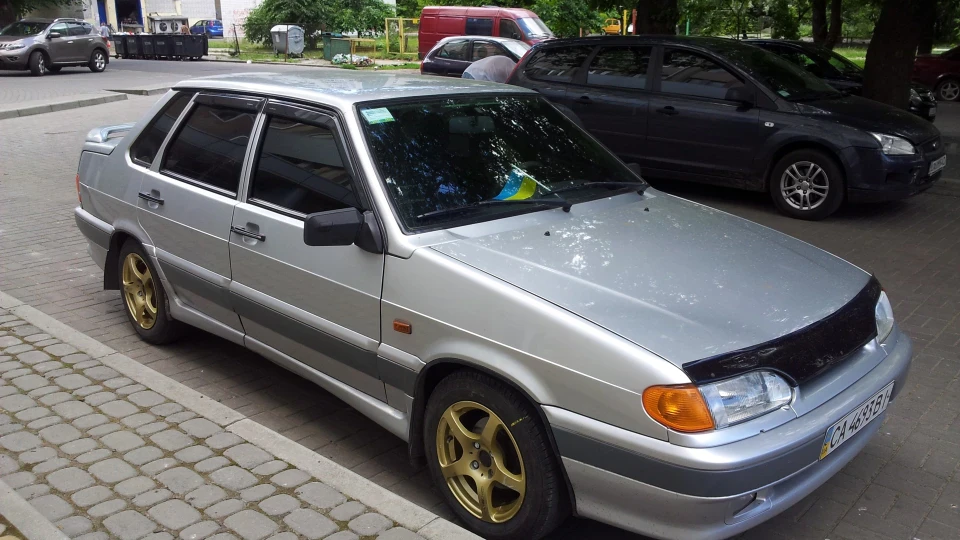 Lada 2115 2