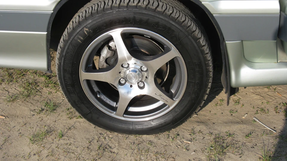 Lada 2115 5