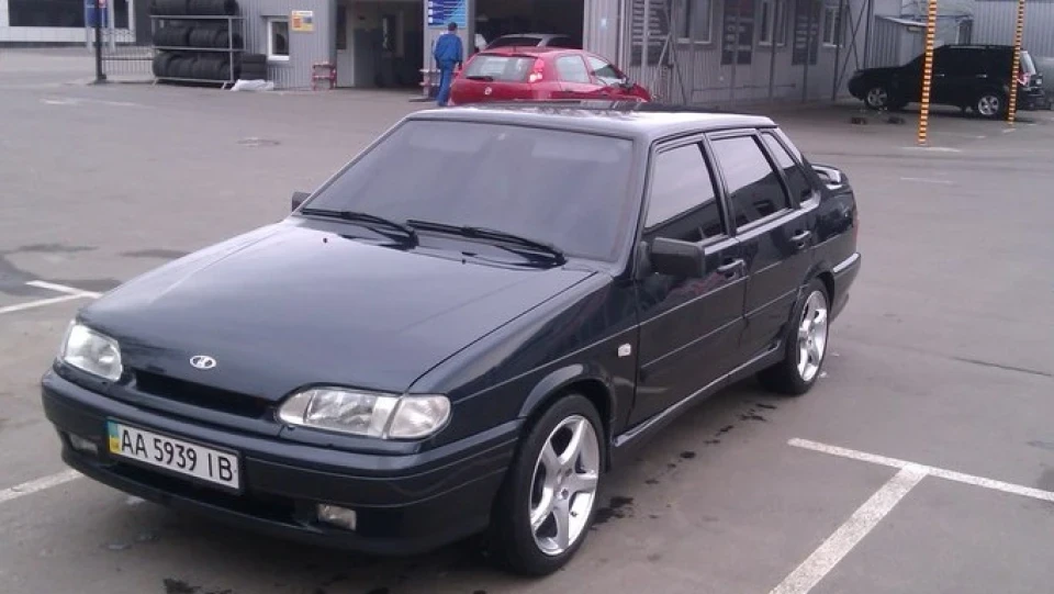Lada 2115 2