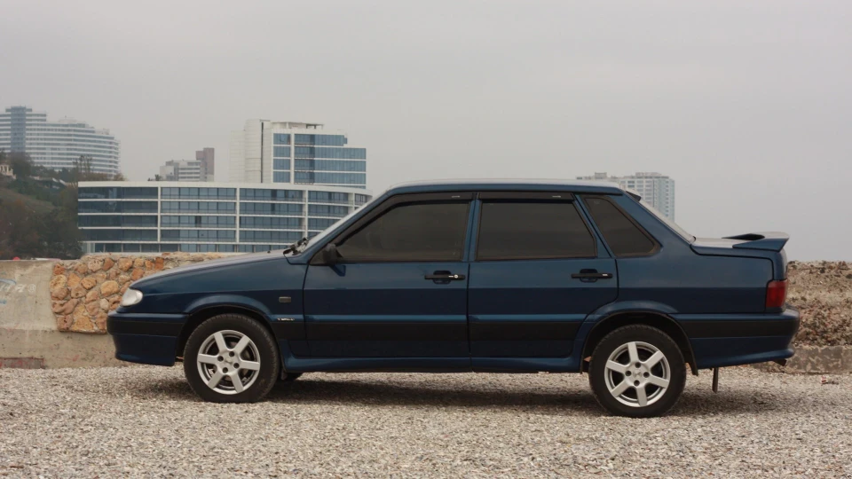 Lada 2115 5