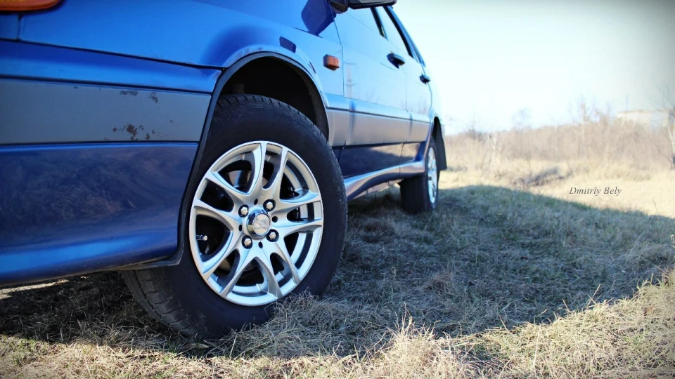 Lada 2115 3