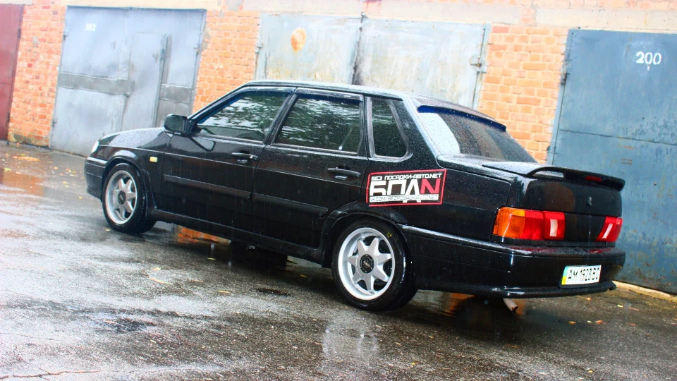 Lada 2115 2
