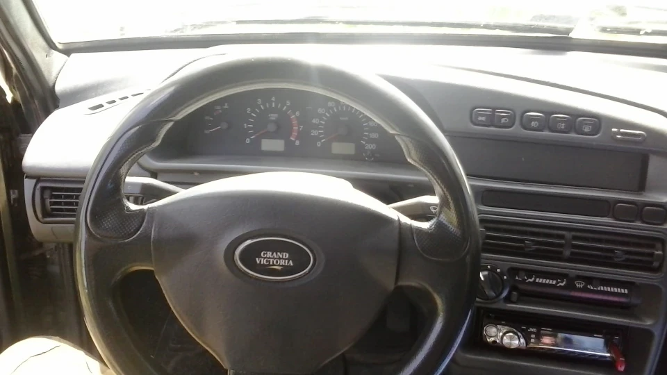 Lada 2115 4