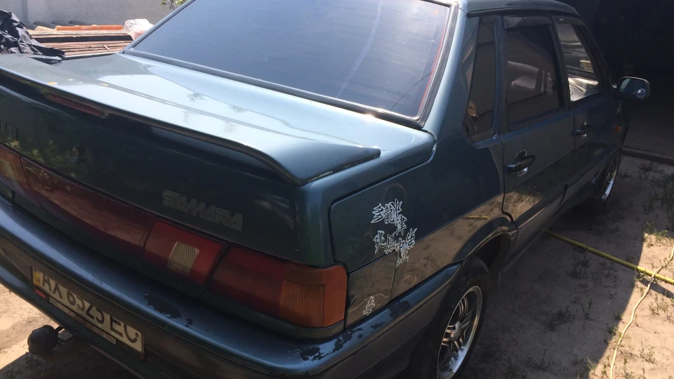 Lada 2115 4