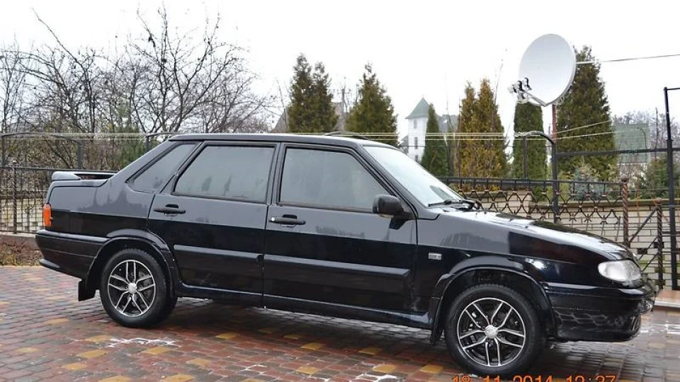 Lada 2115 5
