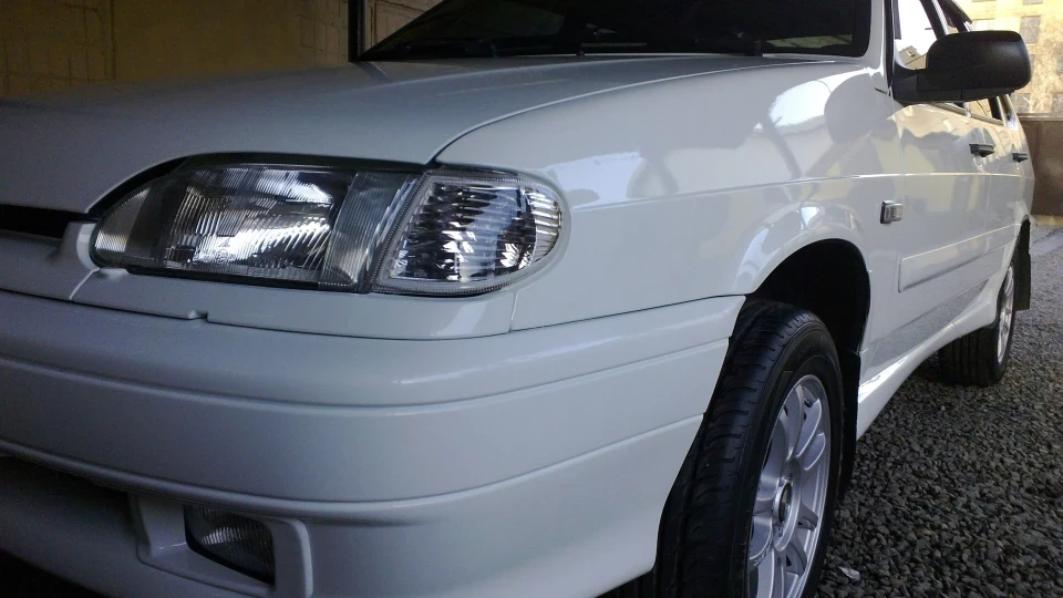 Lada 2115 4