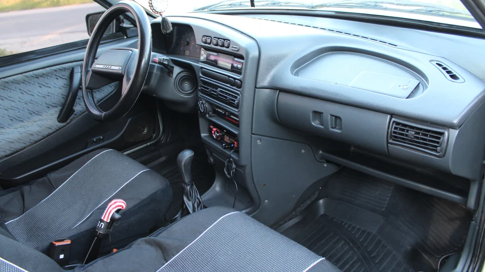Lada 2115 2