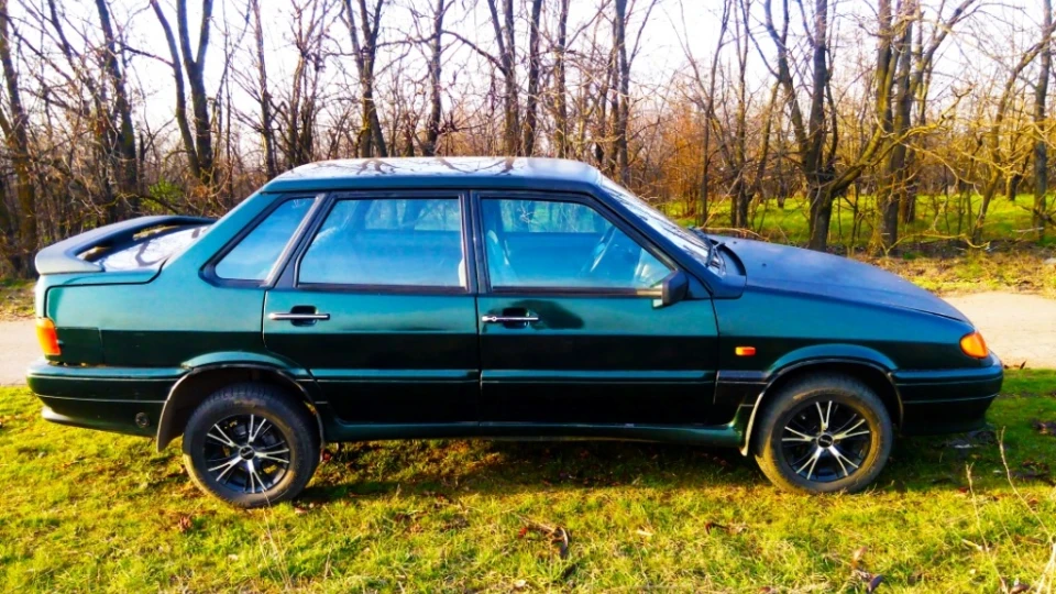 Lada 2115 2