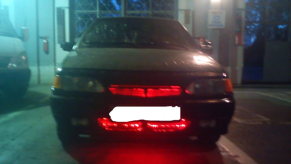 Lada 2115 4