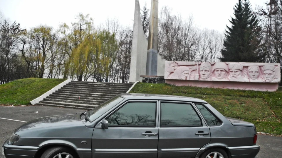 Lada 2115 5