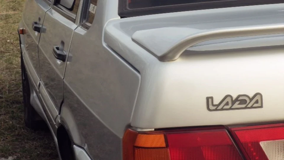 Lada 2115 4
