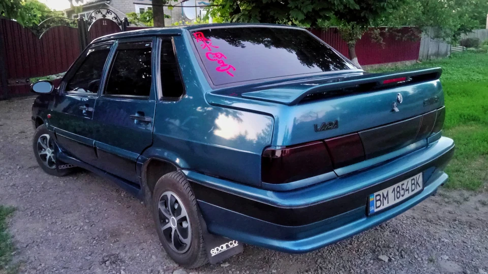Lada 2115 3