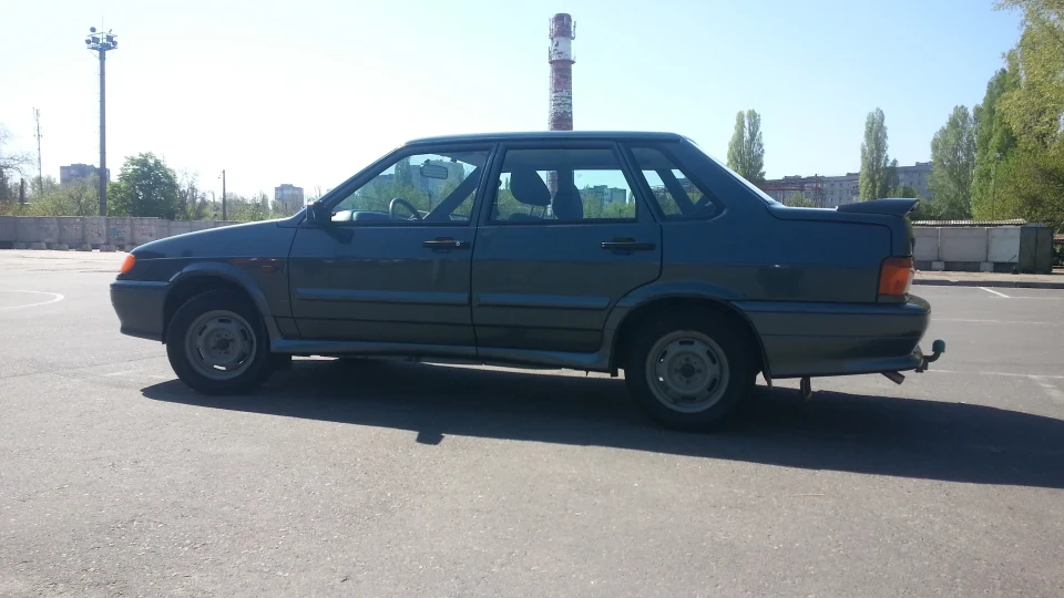 Lada 2115 1.6 I 4