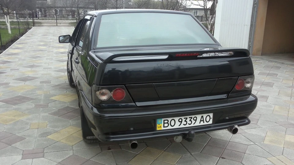 Lada 2115 Black Way 4