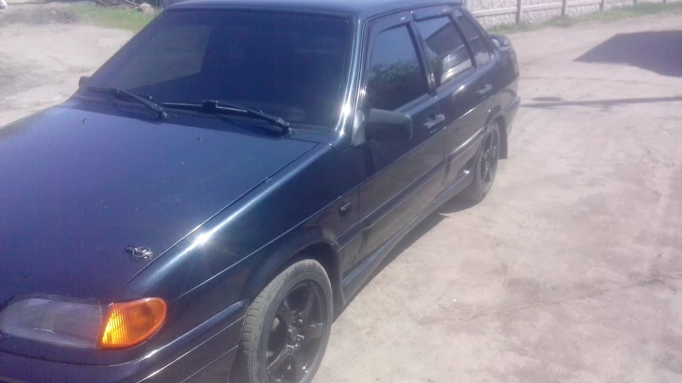 Lada 2115 Чорнова)