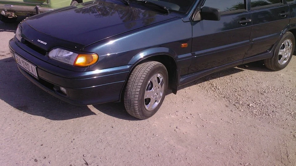 Lada 2115 Колір Цунамі 3