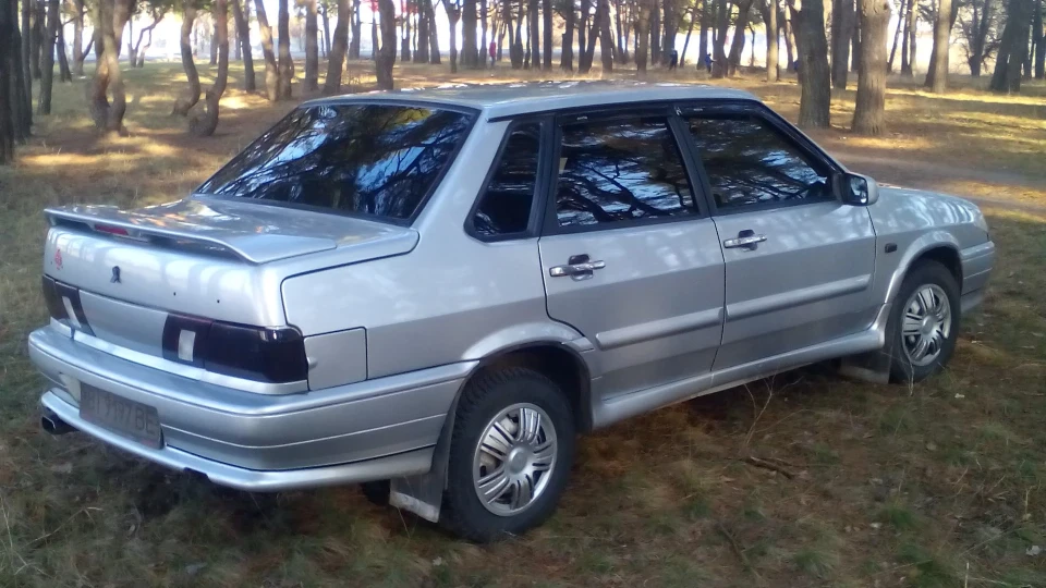 Lada 2115 <gray metallic> 3