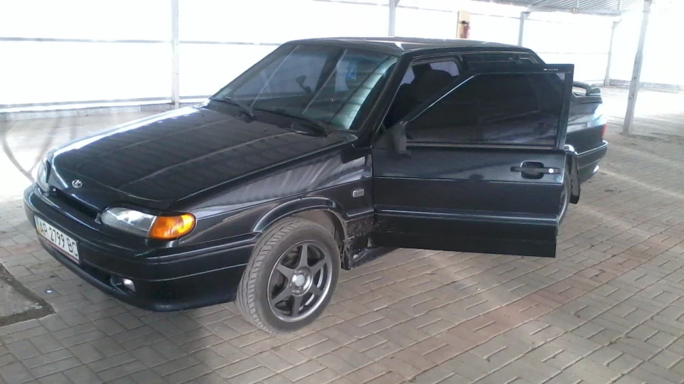 Lada 2115 5
