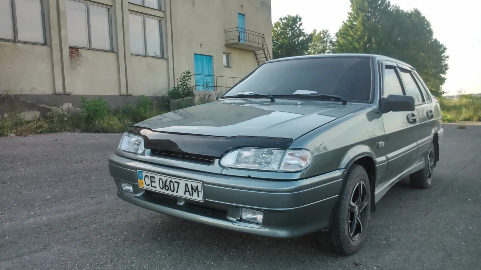 Lada 2115 Мокрий асфальт 5