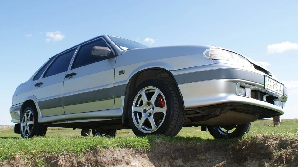 Lada 2115 R15 4
