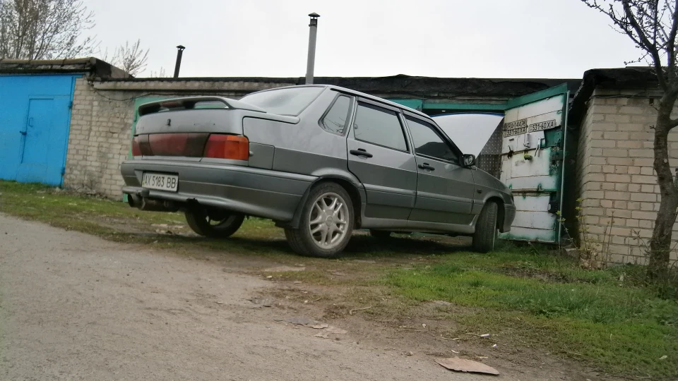 Lada 2115 Серій металік 1.6 4