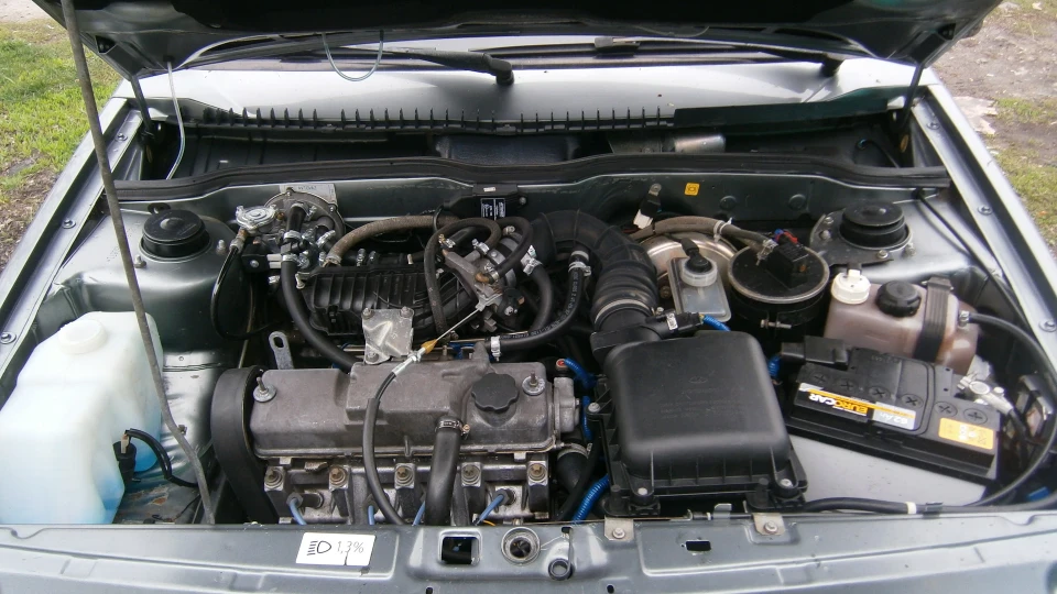 Lada 2115 Серій металік 1.6 5