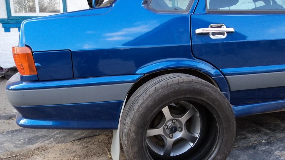Lada 2115 синій спорт 4