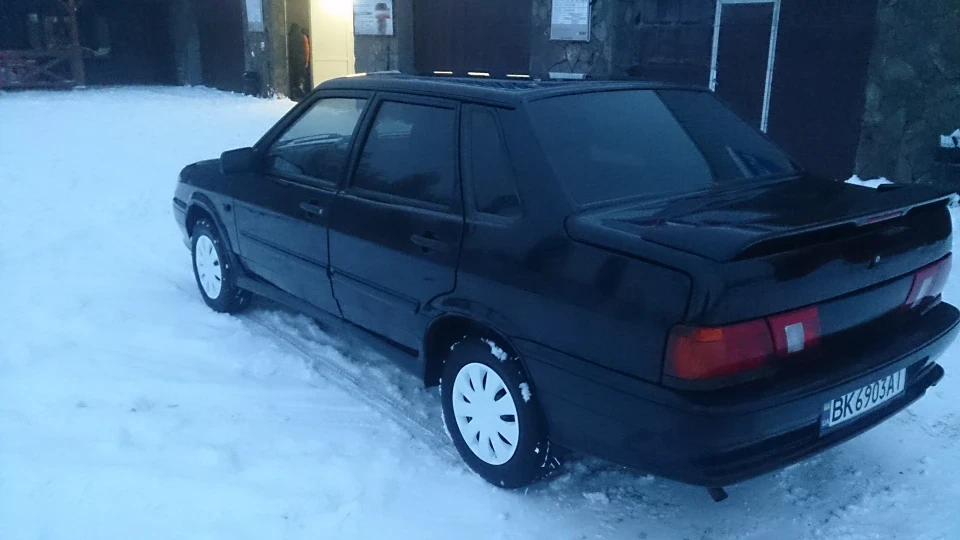 Lada 2115 space 3