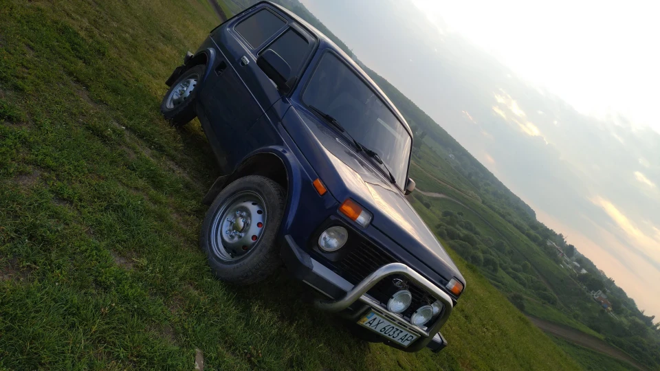 Lada 4x4 3D 4