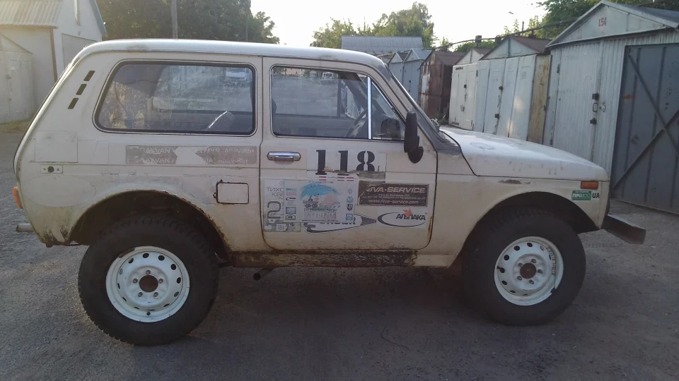 Lada 4x4 3D 4